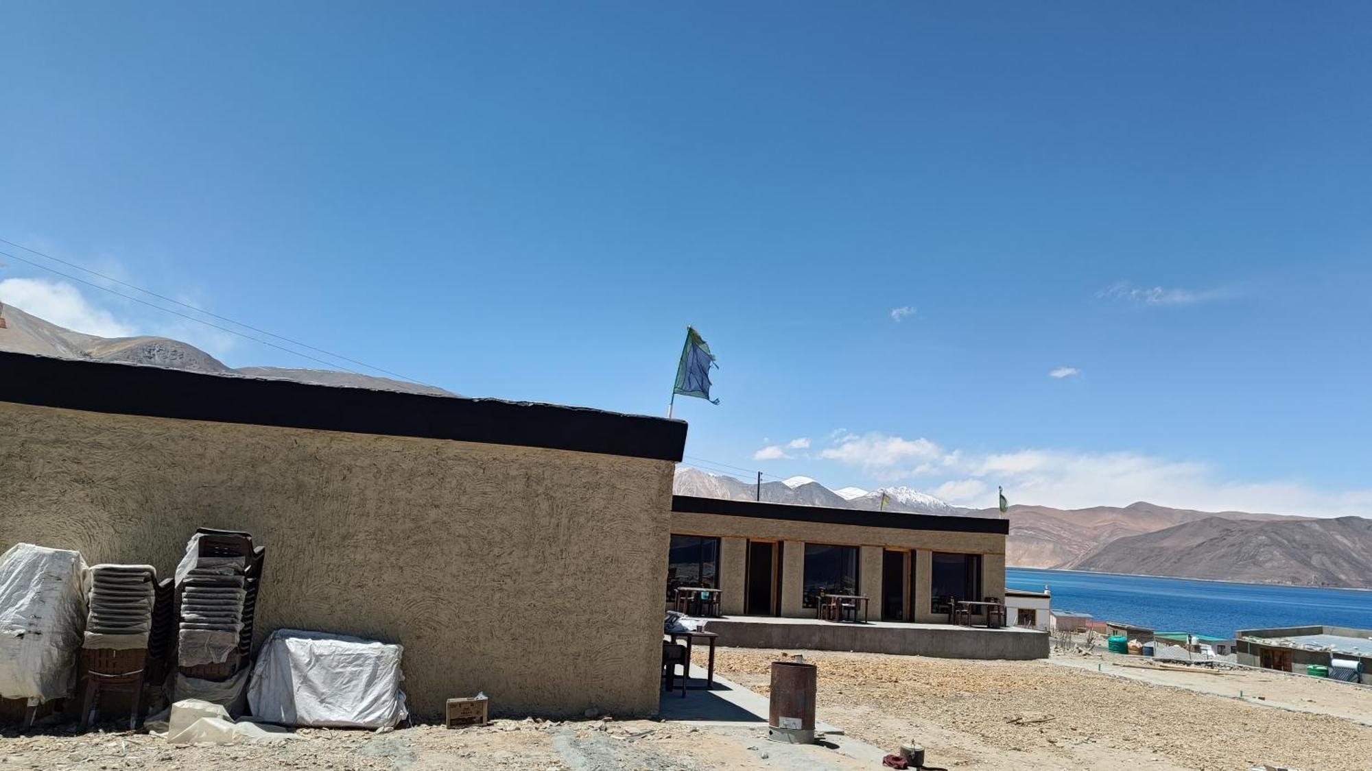 ホテル Mystic Pangong Spangmik エクステリア 写真