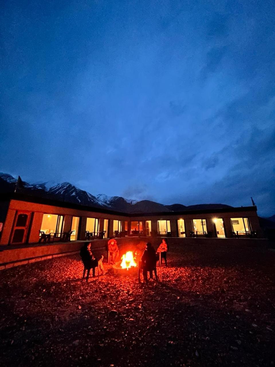 ホテル Mystic Pangong Spangmik エクステリア 写真